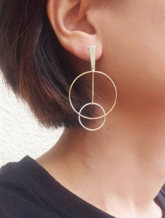 Pendulum Circle Earrings