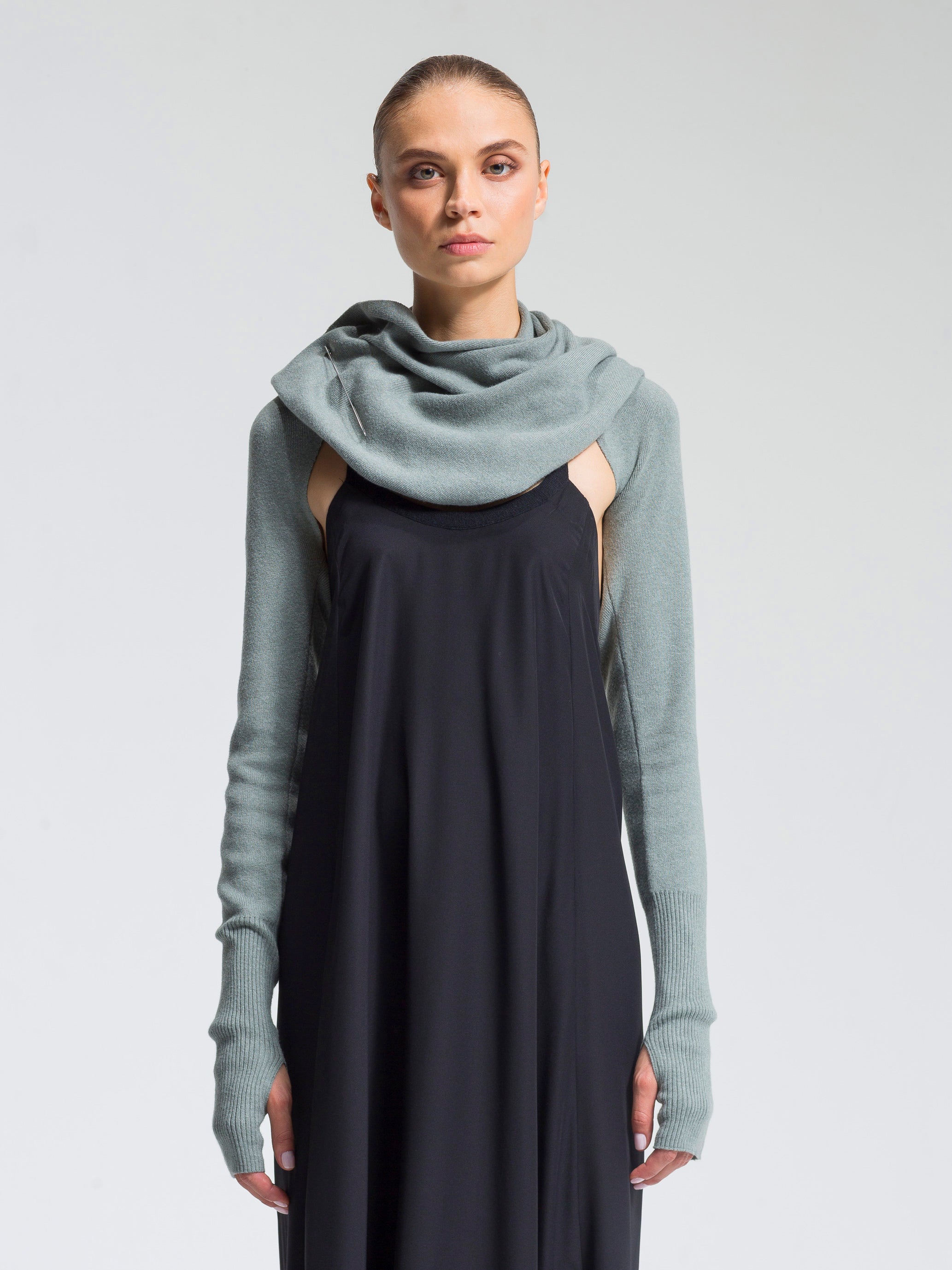 トップス notconventional square neck gilet ICON SQUARE NECK TOP – HERVÉ LÉGER